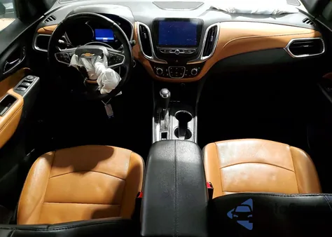 2020 Chevrolet Equinox Premier z USA, uszkodzony, nr VIN 3GNAXXEV1LS525263